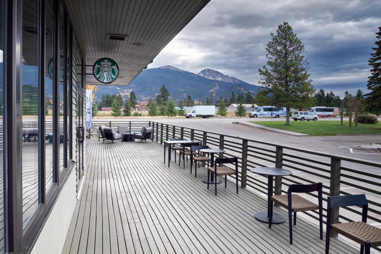 Marmot Lodge Jasper Bagian luar foto