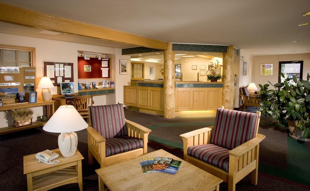 Marmot Lodge Jasper Bagian luar foto