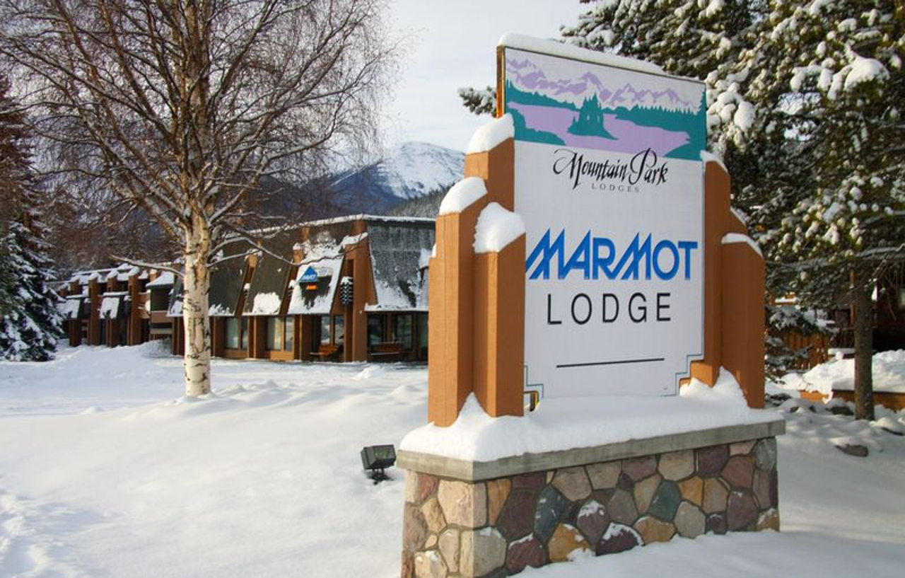 Marmot Lodge Jasper Bagian luar foto